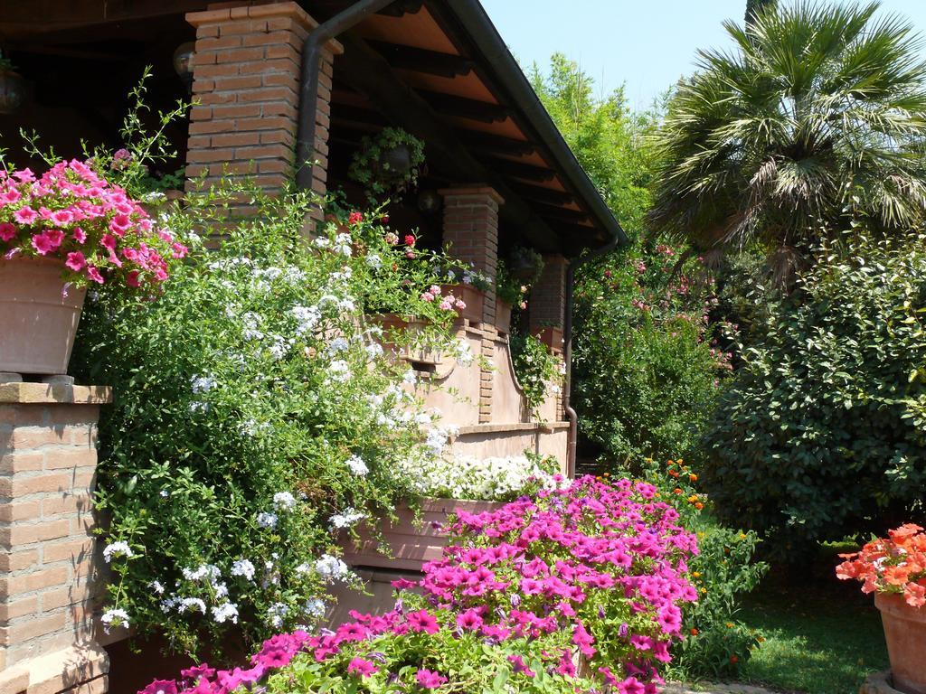 Agriturismo Da Lorena Marsiliana Bagian luar foto
